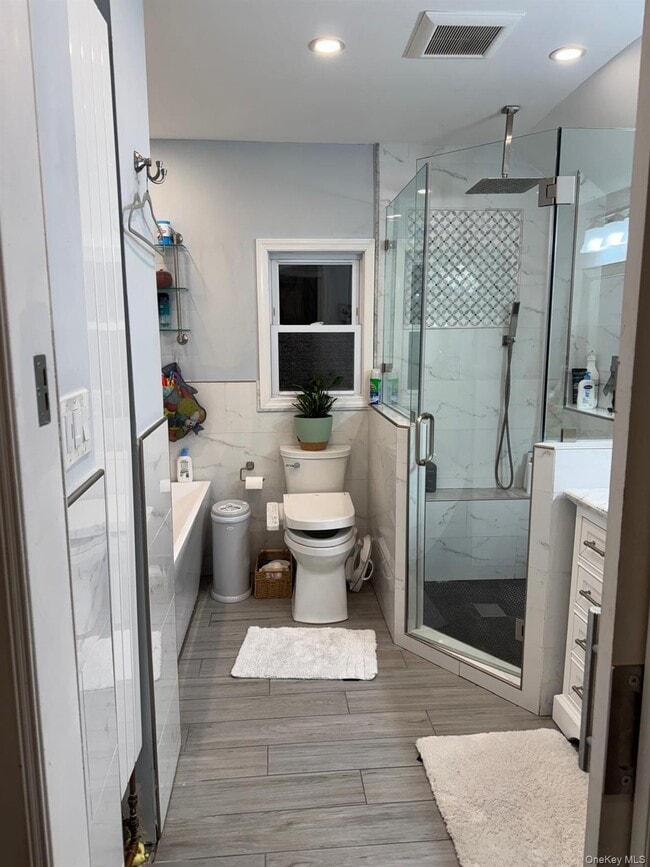 Building Photo - 48 Jefferson Rd