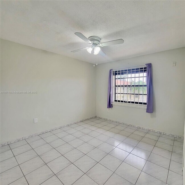 Building Photo - 8701 SW 12th St