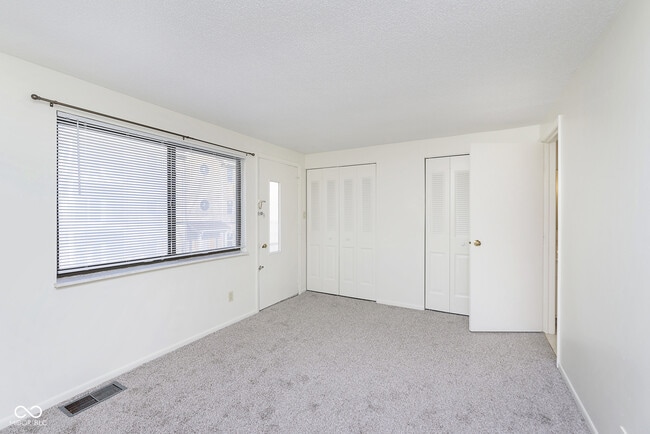 Building Photo - 114 Greenwood Trail N Dr