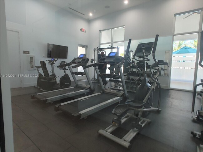 Building Photo - 1766 SE 26th Rd