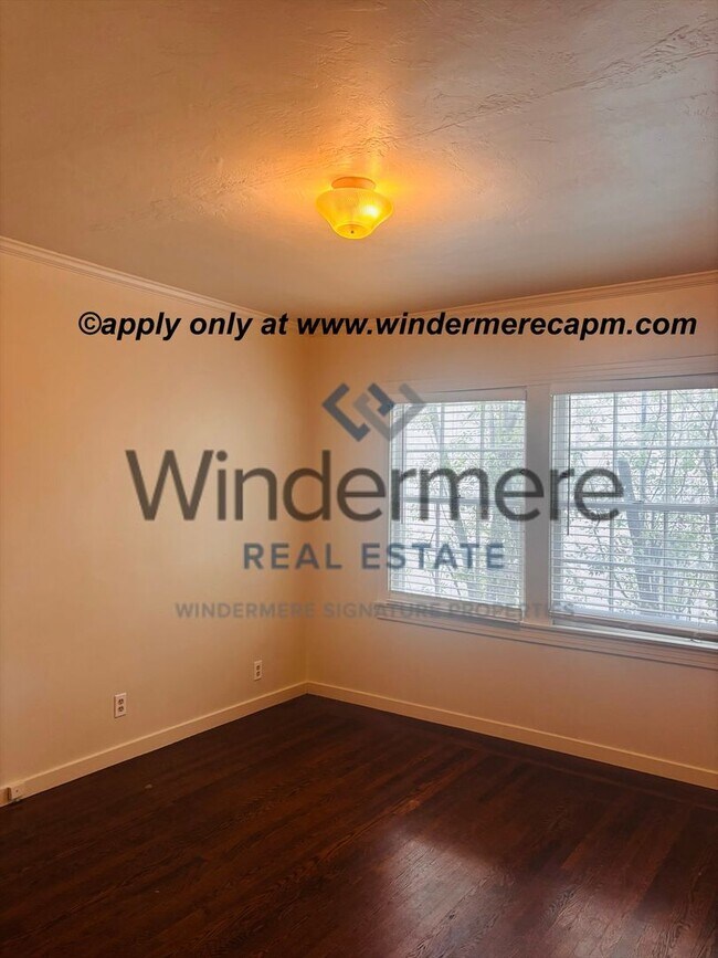 Building Photo - Charming Curtis Park Home with Detached Bonus Room — 3 Bed, 1.5 Bath