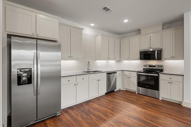 Building Photo - 508 E Kimball St