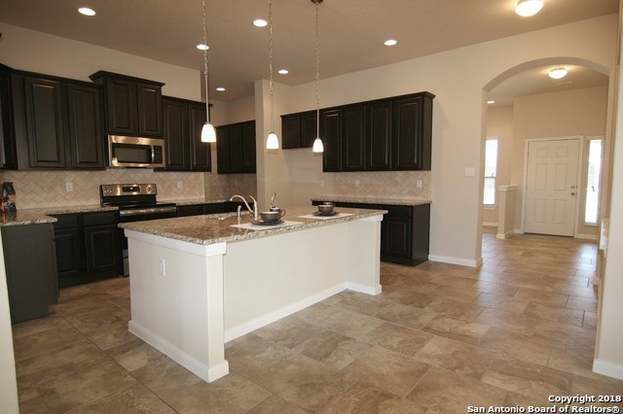 Building Photo - 5633 Briar Fld