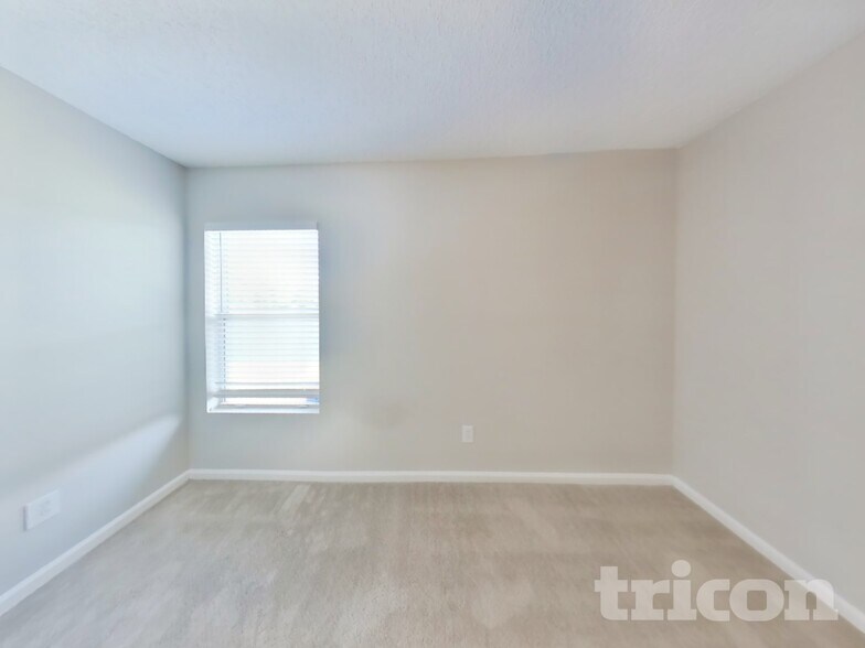 Building Photo - 9671 Watershed Dr S