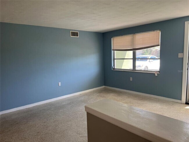 Building Photo - 1253 Brightwell Dr