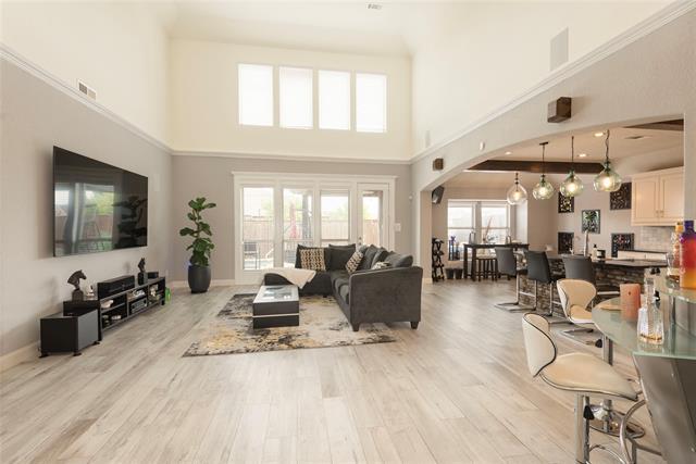 Building Photo - 2707 Elmwood Dr