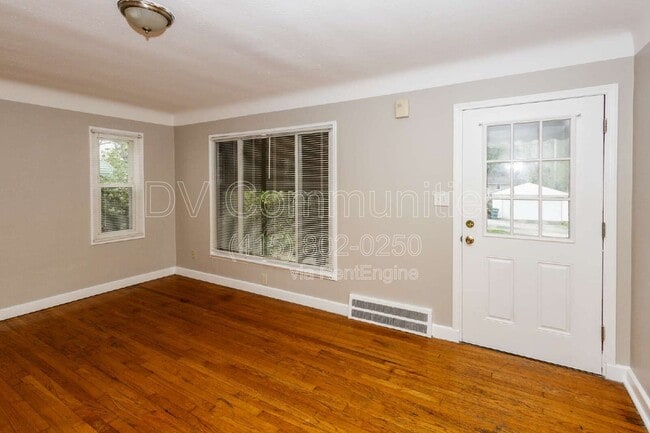 Building Photo - 19001 Nitra Ave