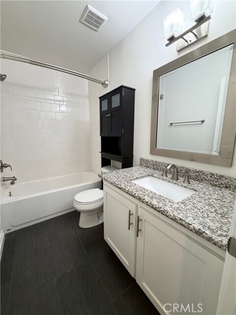 Building Photo - 31 Shearwater