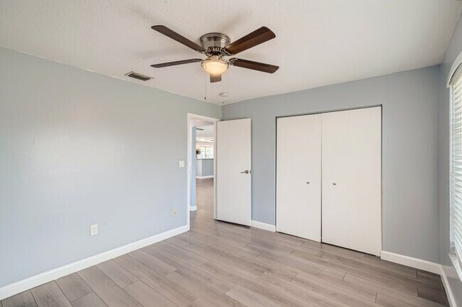 Building Photo - 3209 Dolphin Dr, Miramar, FL, 33025