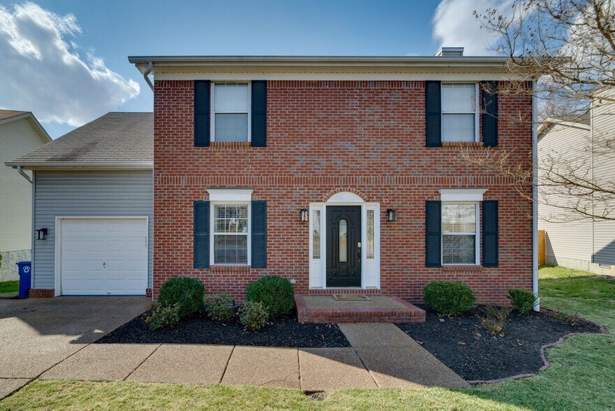 Building Photo - 1012 Meandering Way