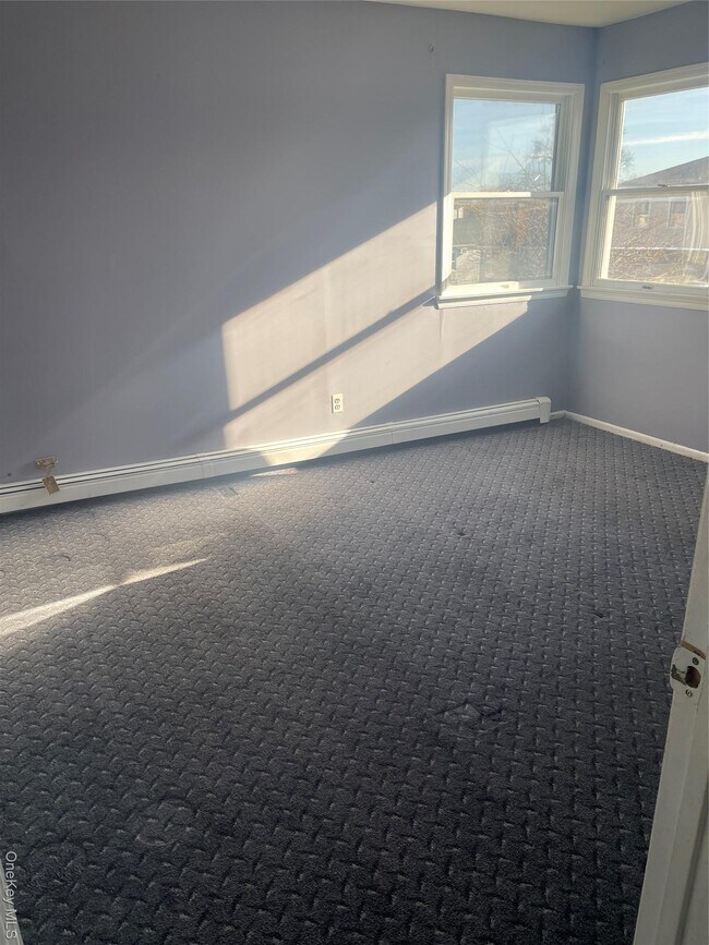 Building Photo - 257-20 148th Ave