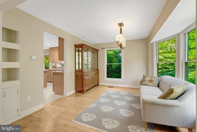 Building Photo - 11637 Quail Ridge Ct