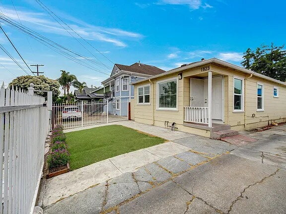 Building Photo - Now Available for Immediate Move-In