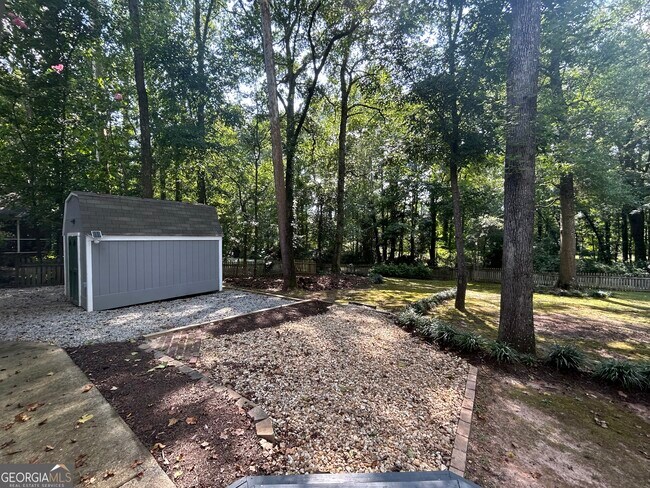 Building Photo - 102 Shawville Ln