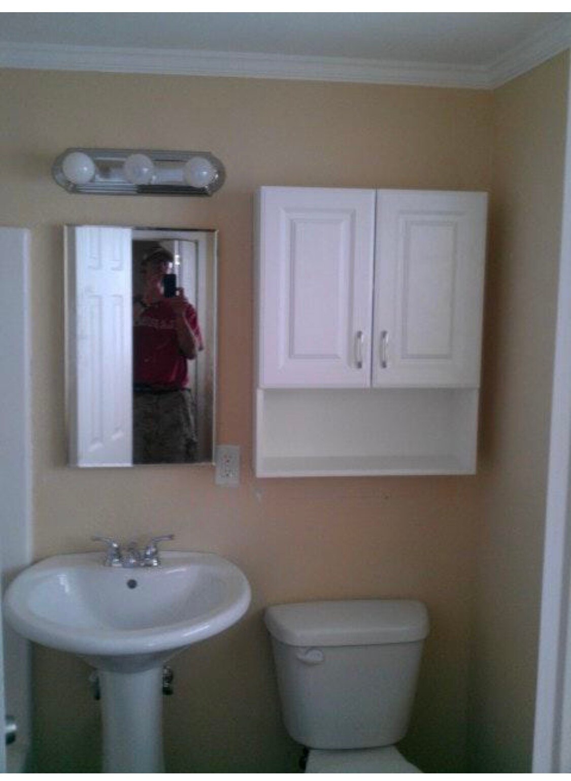 Bathroom 1 - 1441 S Frisco Ave