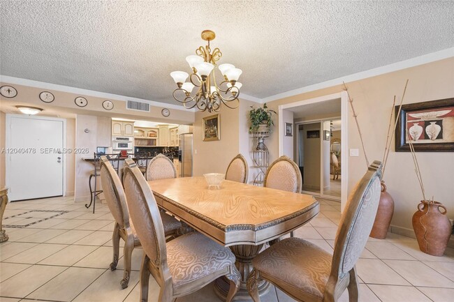 Building Photo - 3725 S Ocean Dr