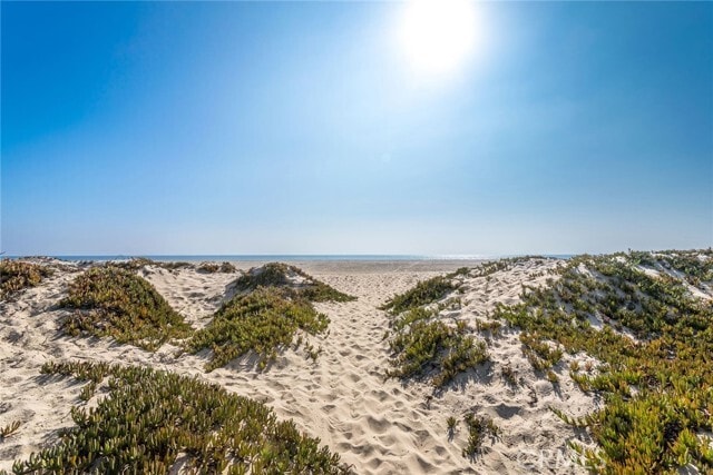 Building Photo - 645 Sunfish Way