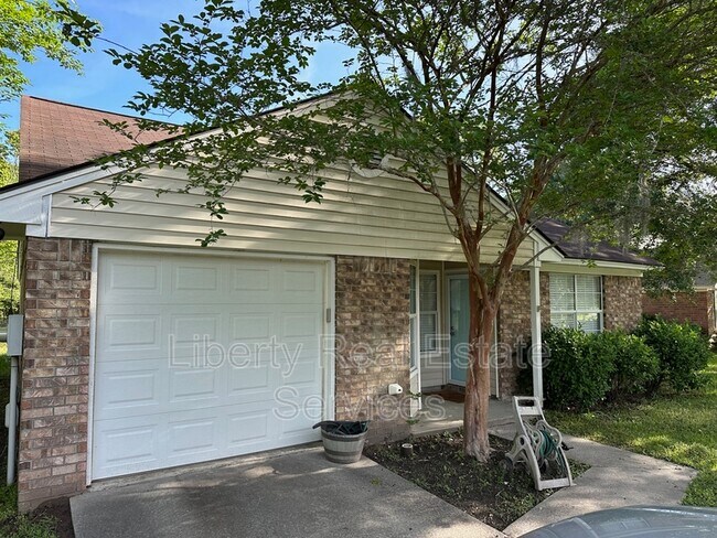 Building Photo - 815 Osprey Dr