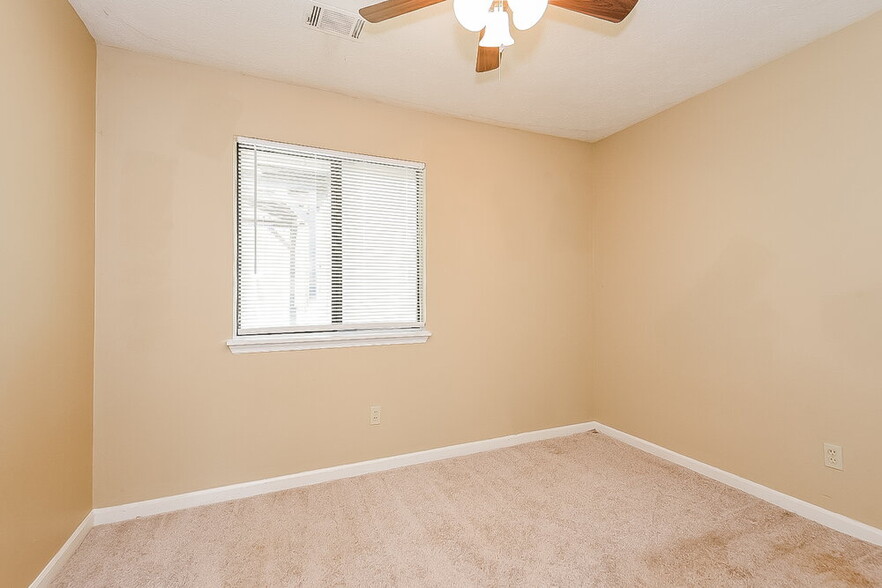 Building Photo - 3078 Kellogg Creek Rd