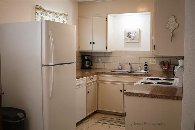 Building Photo - 1810 Highland Ave