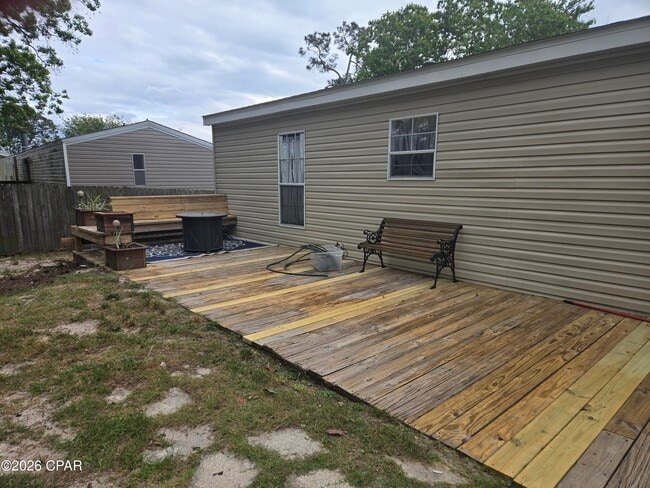 Building Photo - 2115 Bent Oak Ct