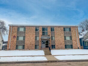 Building Photo - Hiawatha Haven