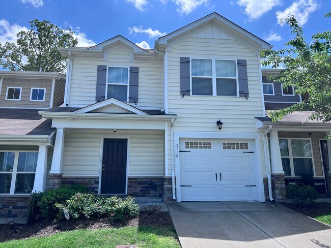 Primary Photo - 5518 Hamilton Cir