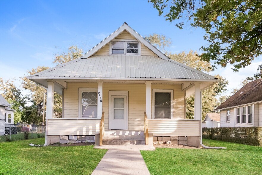 Building Photo - 2518 Jaynes St