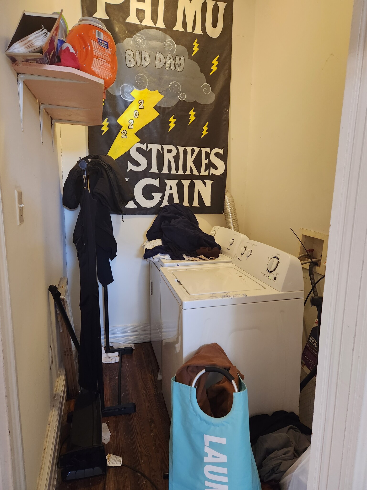 Building Photo - 1212 West Cary St