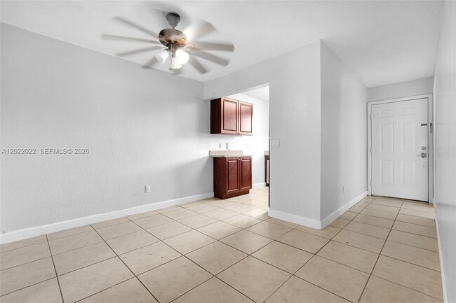 Building Photo - 400 NW 65th Ave