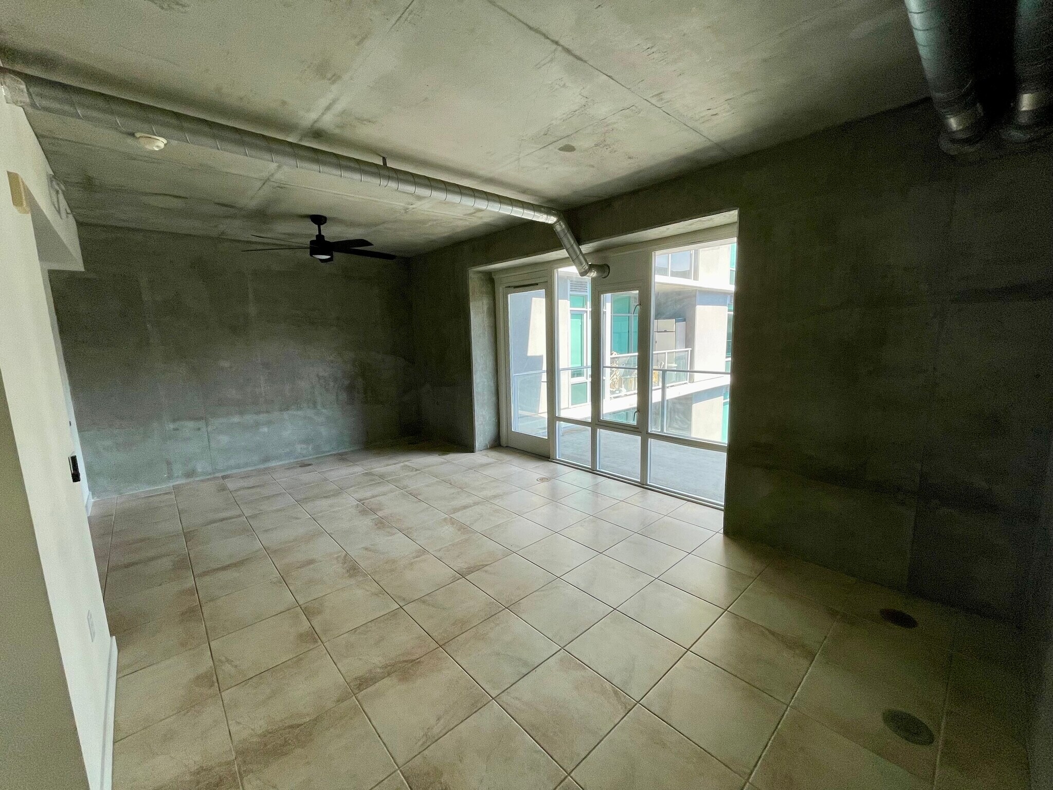 Building Photo - 1080 Park Blvd