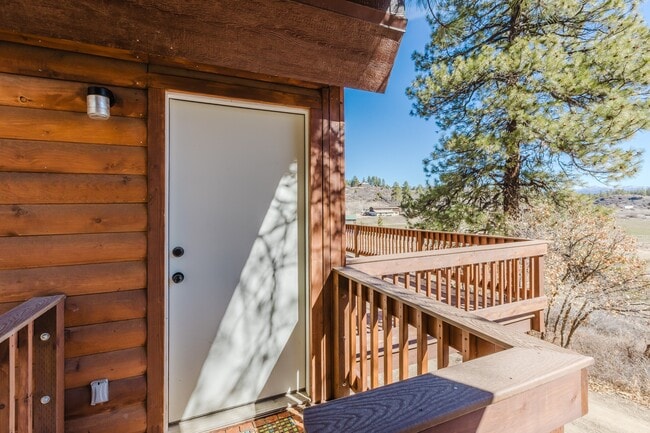 Building Photo - 337A Brookhill Dr