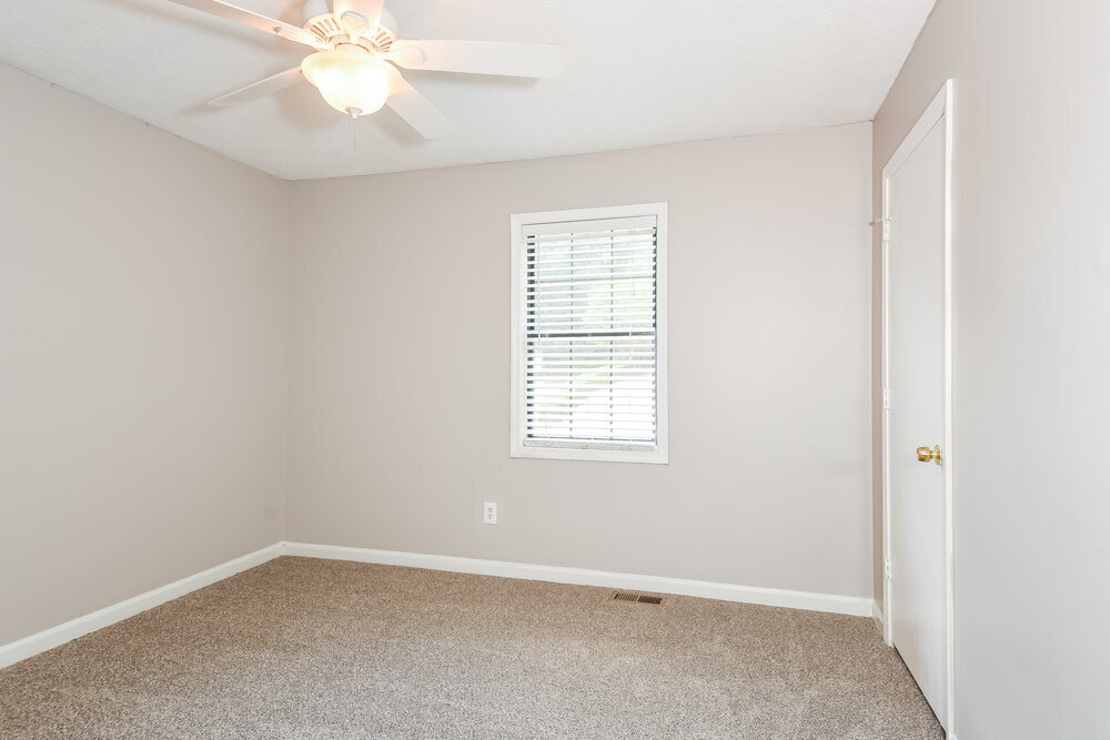 Building Photo - 1009 Hicksmil Dr SW
