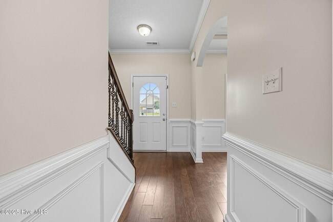 Building Photo - 710 Appling Ct