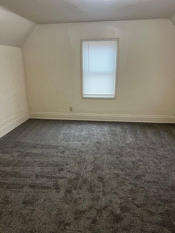 Building Photo - 1050 9th St