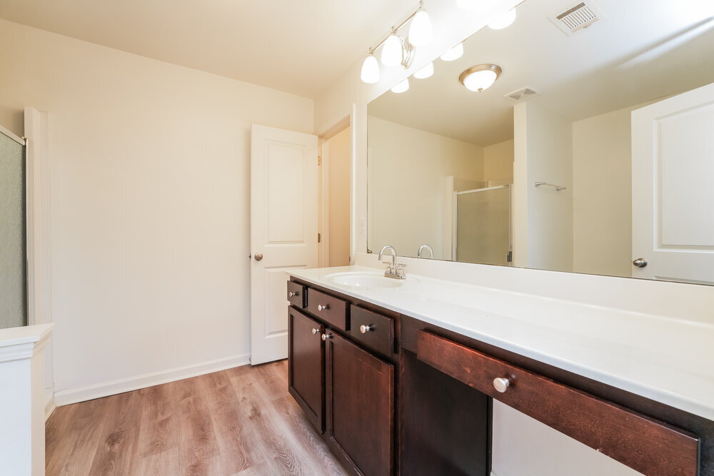 Building Photo - 3458 Sandstone Trail SE