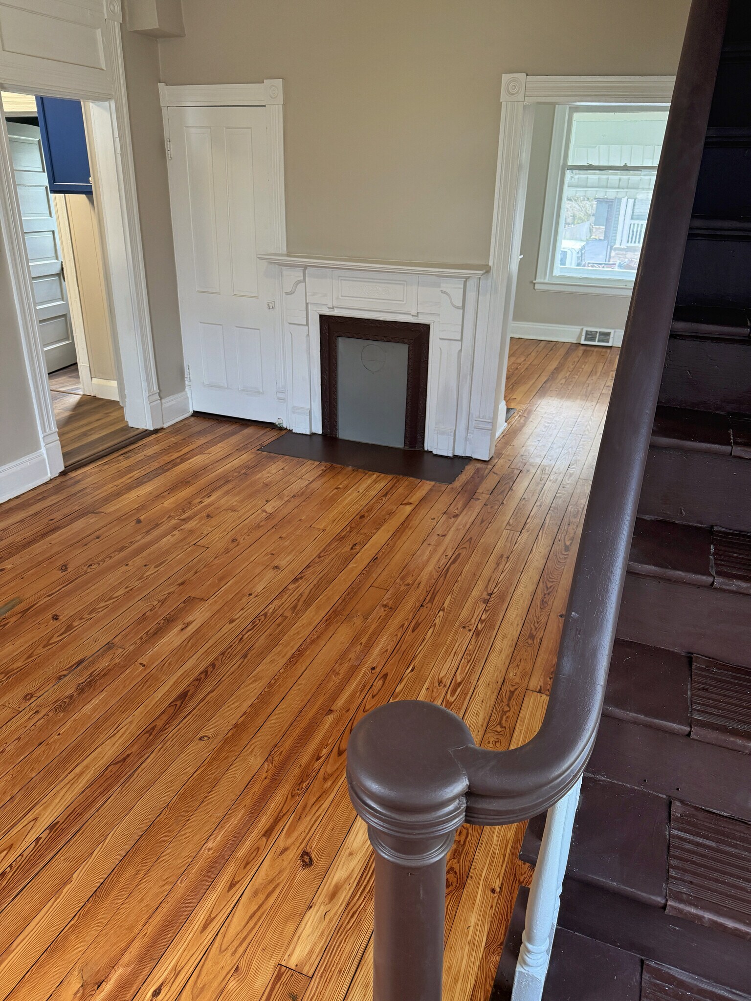 Building Photo - 49 Lynwood Ave