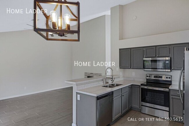 Building Photo - 4031 N Ranier-