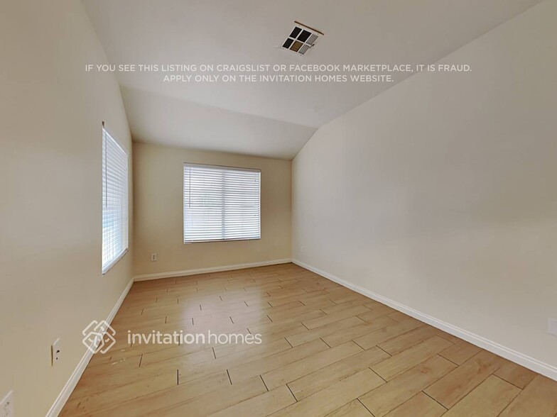 Building Photo - 8444 Orange Cliff Ct