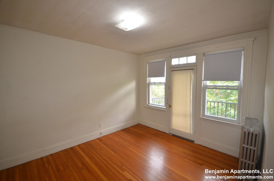 Building Photo - 1634 Commonwealth Ave