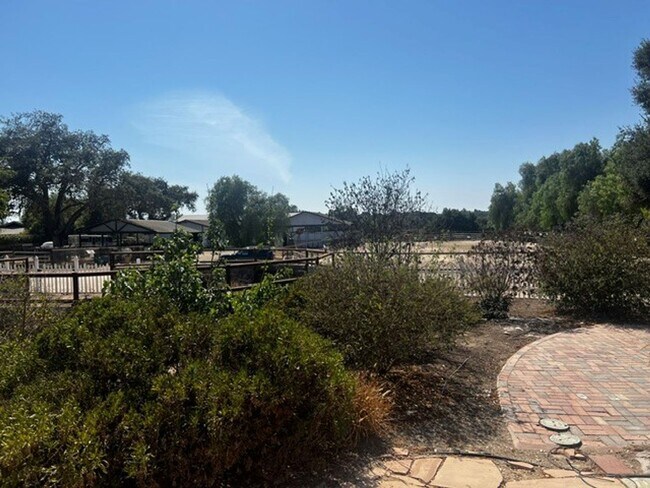 Building Photo - 1701 Calzada Ave