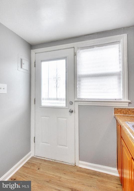 Building Photo - 2580 Iverson St