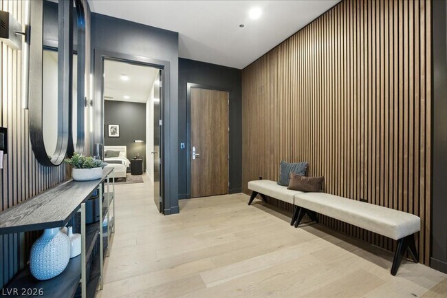 Building Photo - 4575 Dean Martin Dr
