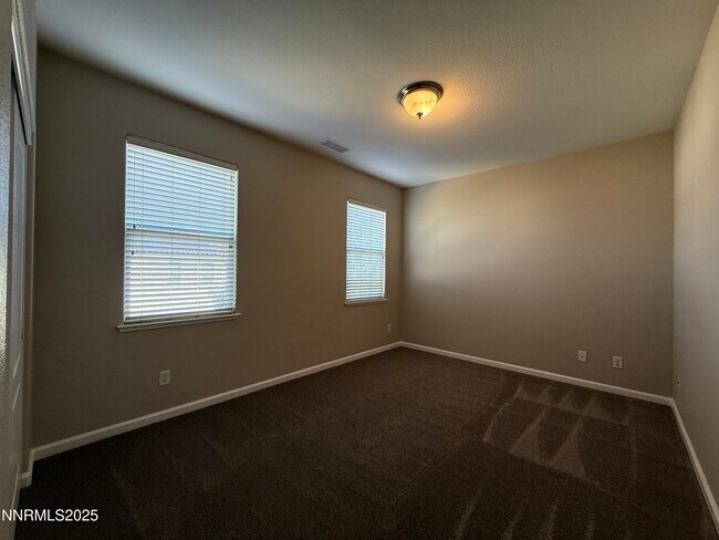 Building Photo - 435 Stradella Ct