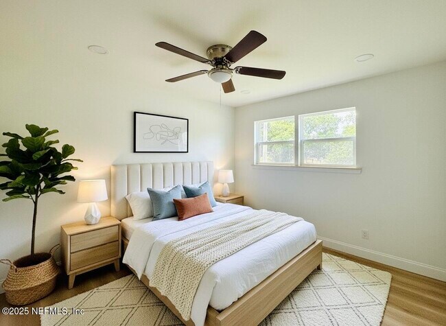 Building Photo - 1836 Agave Cir S