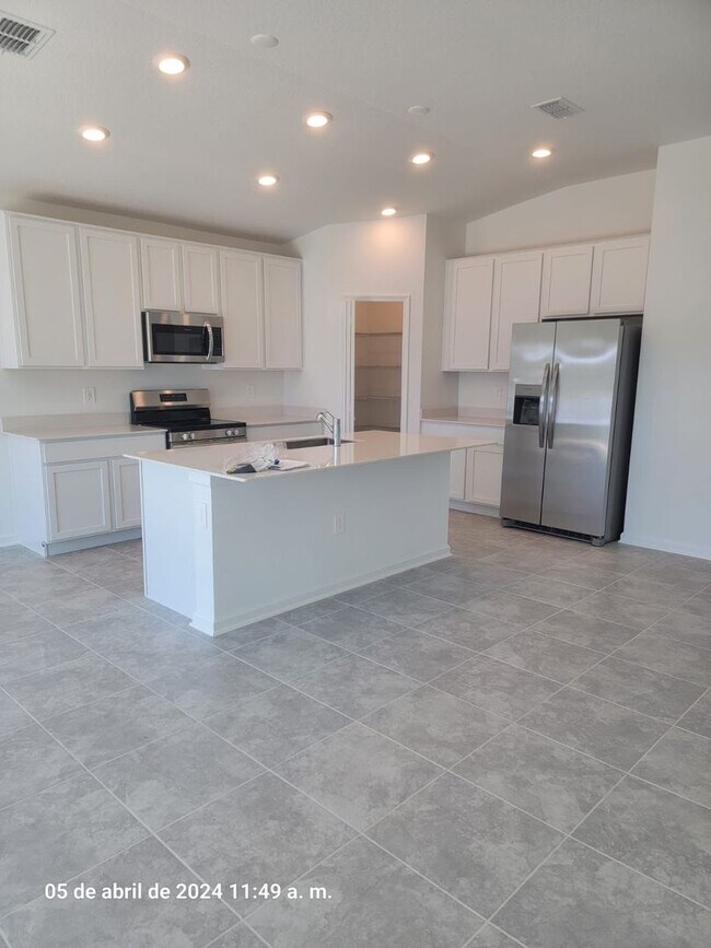 Building Photo - 5004 Worchester Dr