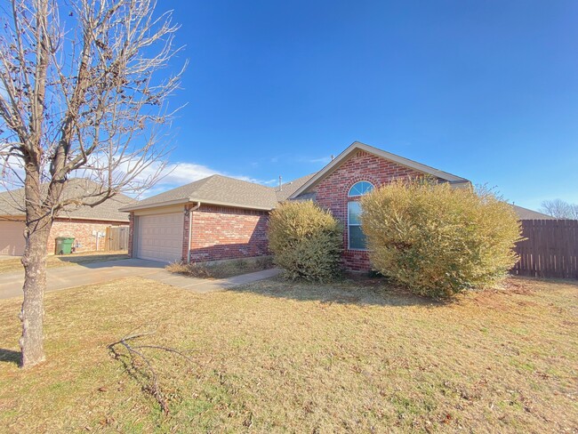 Building Photo - 812 Liberty Mesa Ct