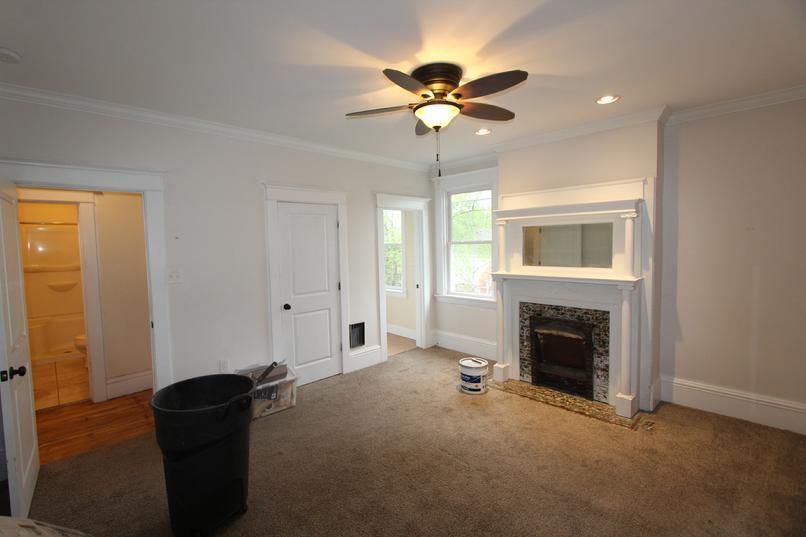 Living Room - 1906 Morrell St