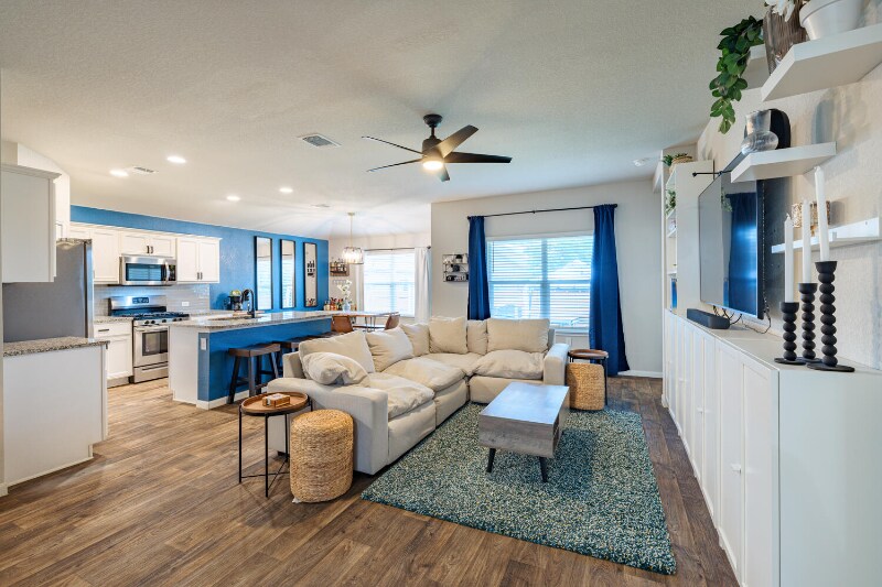 Building Photo - 13721 Dr