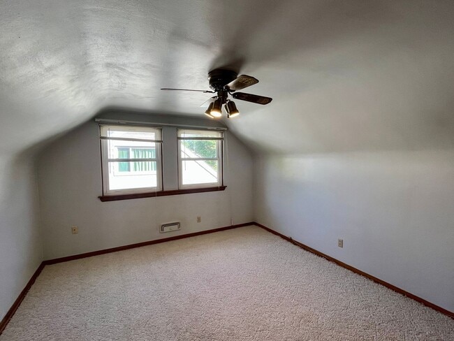 Building Photo - 4 Bed 2 Bath Single Family Home in Wausau
